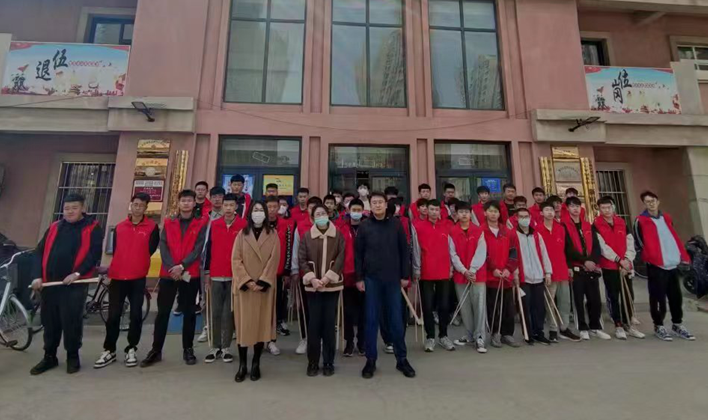 今年会jinnianhuicom师生到丰南区白石家园社区参与文明共建工作