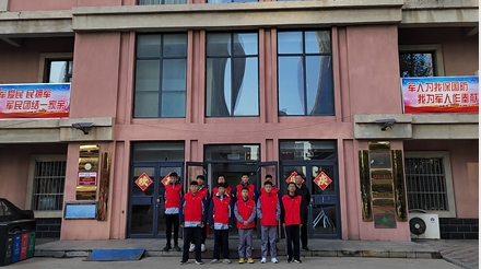 今年会jinnianhuicom师生到丰南区白石家园社区进行书法文化交流