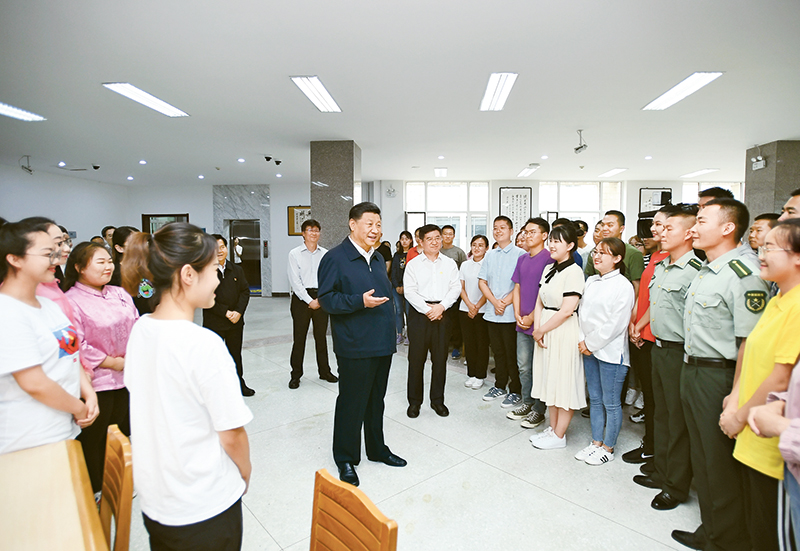 习近平：思政课是落实立德树人根本任务的关键课程